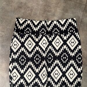 Charlotte Russe Black and White Aztec Pencil Skirt